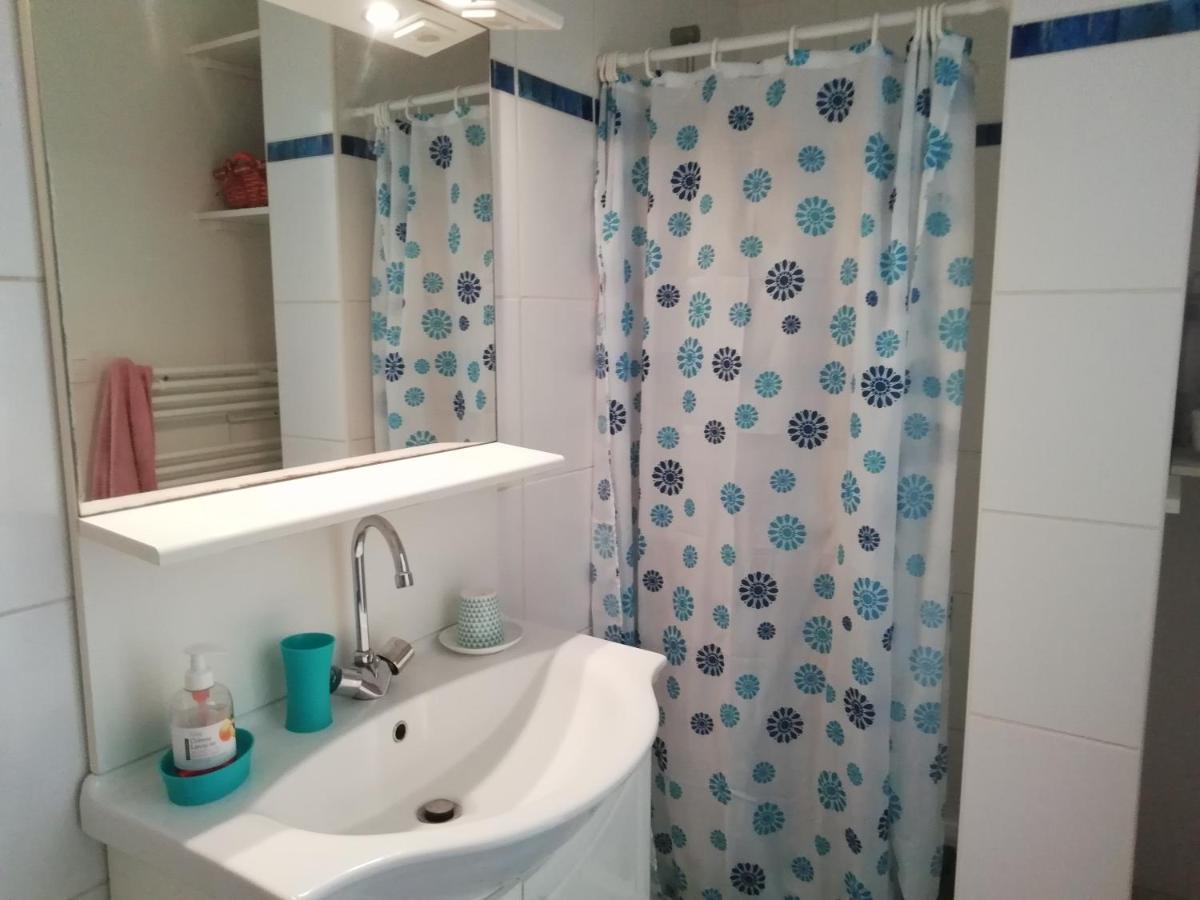 Studio En Rez De Jardin Narbonne Apartment Bagian luar foto