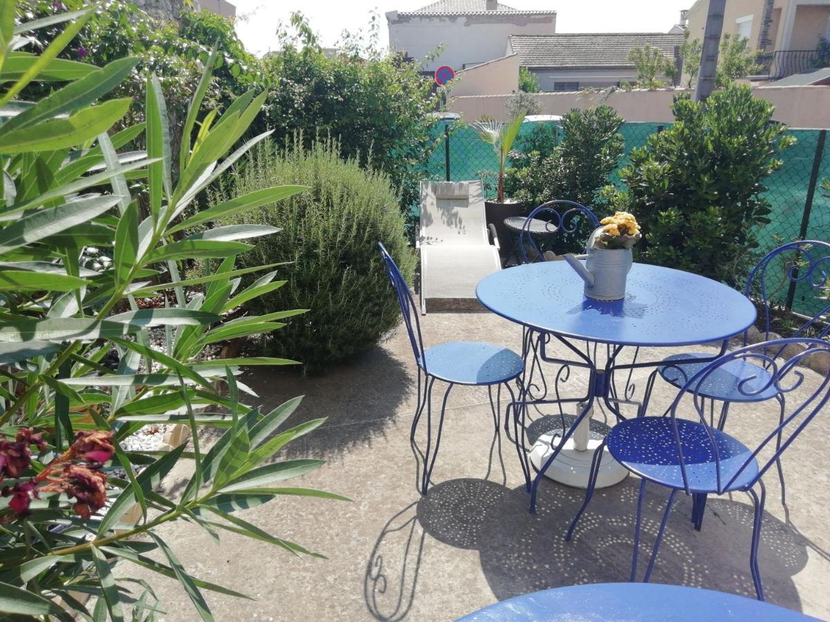 Studio En Rez De Jardin Narbonne Apartment Bagian luar foto